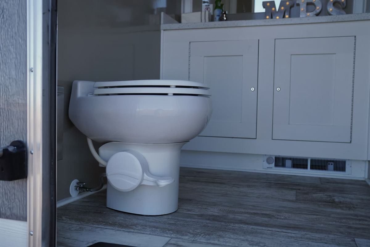 T-18 Two Stall Tiny Home Trailer, inside